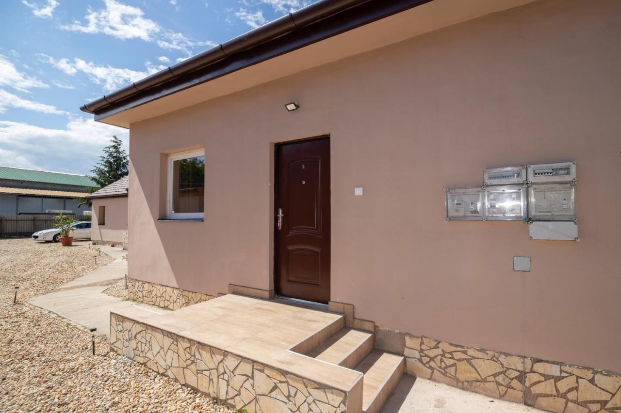 Apartmán Ivanhoe Apartman Nyírbátor Exteriér fotografie
