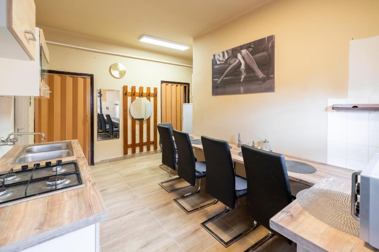 Apartmán Ivanhoe Apartman Nyírbátor Exteriér fotografie